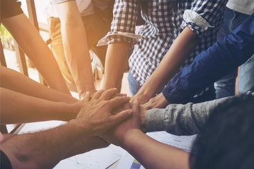 Team Hands Together (1470 x 980)